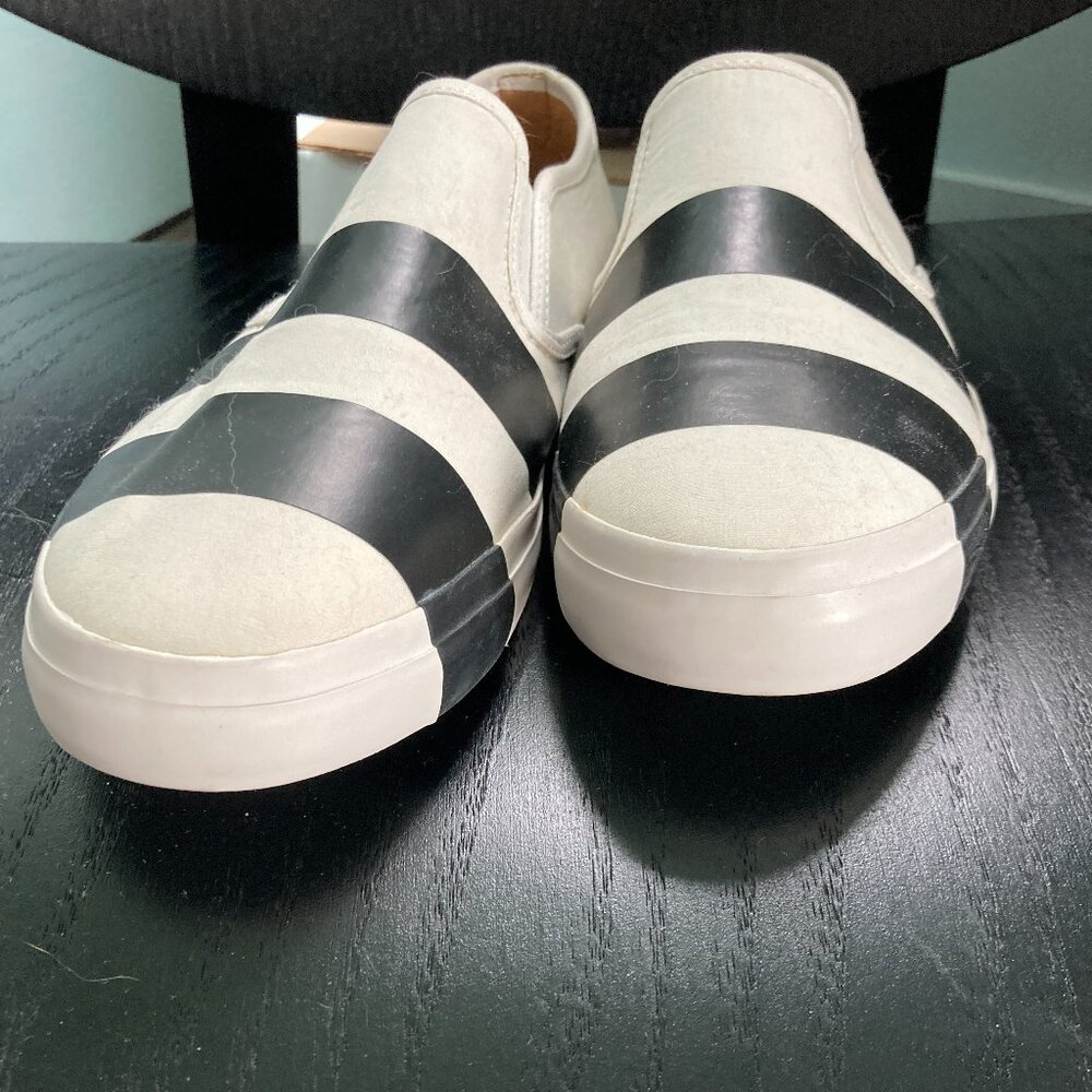 Black and White womens slip on sneakers by office of Angela Scott 39.5 rare